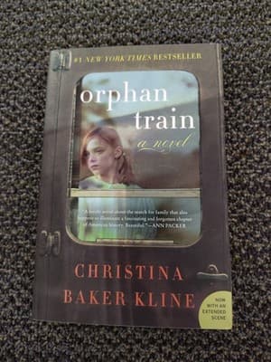Orphan Train : A Novel by Christina Baker Kline (2017, Trade Paperback)
