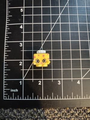 Shopkins Season 5 Yellow Tiny Tissues Figure