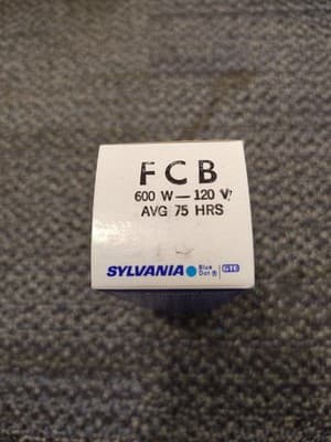 PROJECTOR LAMP -FCB -600W 120V -SYLVANIA