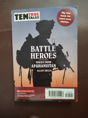 Ten True Tales Battle Heroes Voices - Paperback, by Allan Zullo