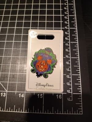 Disney Happy Halloween Jack O Lantern Pumpkin Mickey Icon Pin NEW CUTE RARE