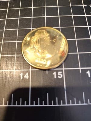 Star Wars R2 D2 Walt Disney World 50th Gold Medallion Coin