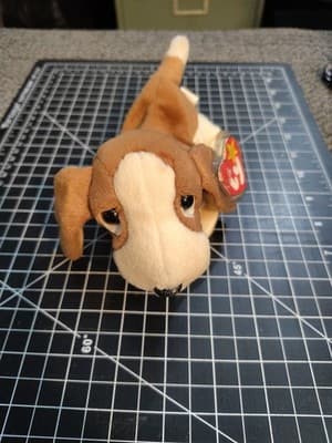 🐾TRACKER 🐾 1997 Ty Beanie Babies Brown & Cream Basset Hound DOG Plush *MWMT*