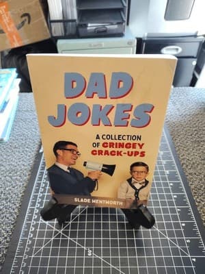 Dad Jokes - A Collection of Cringey Crack Ups (Paperback) by Slade Wentworth