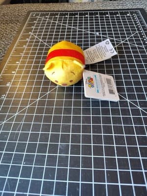 Just Play - Disney Tsum Tsum Mini Plush - WINNIE THE POOH (2.5 inch) - New