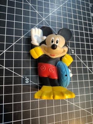 Mattel Disney Mickey Mouse Collectible Figurine Toy 2014 Character Figure