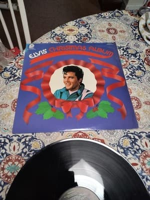 Elvis Presley – Elvis' Christmas Album Vinyl, LP 1977 Pickwick – CAS-2428