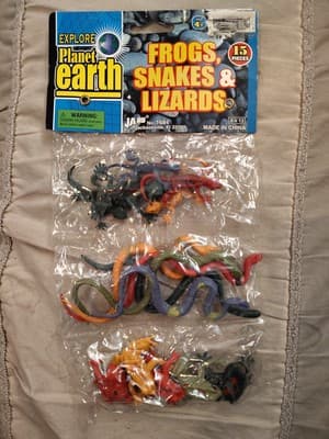 FROGS SNAKES & LIZARDS 15 PIECE SET JARU JA-RU UNOPENED 2008