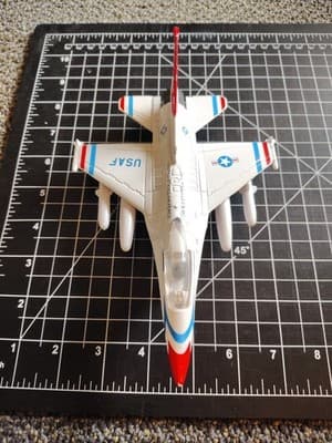 InAir Jumbo Diecast Pullbacks F-16 Fighting Falcon® Thunderbirds