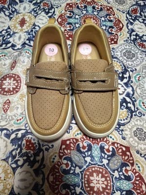 Oshkosh Sail Boys Toddler size 10 Boat Shoes Loafers Tan