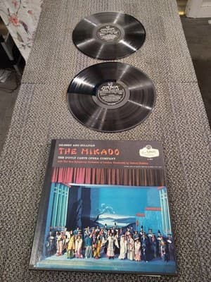 THE MIKADO BY GILBERT & SULLIVAN OPERA 1960'S 2 LP BOX SET 33 RPMM A 4231