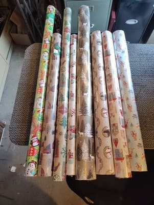 8 Pack Christmas Wrapping Paper Rolls Various Prints And Square Ft-NEW