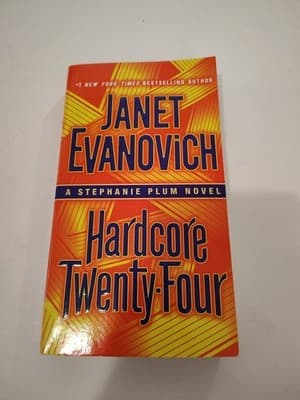 Hardcore Twenty-Four: A Stephanie Plum Nove- Evanovich, 9780399179211, paperback
