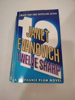 Stephanie Plum Novels Ser.: Twelve Sharp by Janet Evanovich (2007, Mass Market)