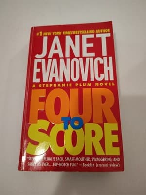 New Janet Evanovich: Stephanie Plum Four to Score Book Novel