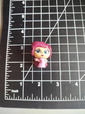 Meg (Rare) - Series 8 - Disney Doorables