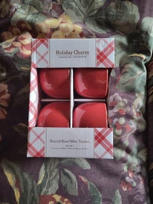 Robert Stanley Holiday Charm Bowls Porcelain Collection Red Round Mini Tasters