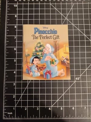 Disney Autumn Publishing Pinocchio The Perfect Gift
