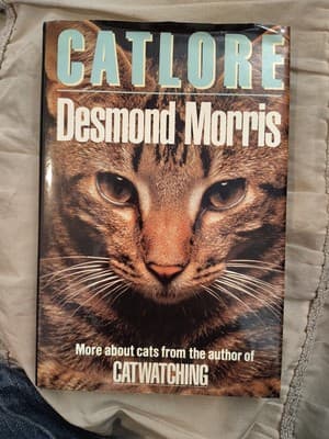 CATLORE By Desmond Morris - Hardcover **BRAND NEW**