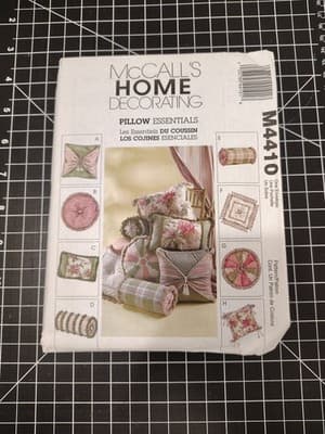 New Lot Of 3 McCall’s Craft~Decorating~Accessories Patterns