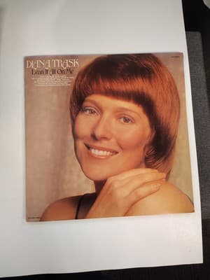 Diana Trask - Lean It All On Me - Dot Records DOS-26022 - 12" Vinyl Record