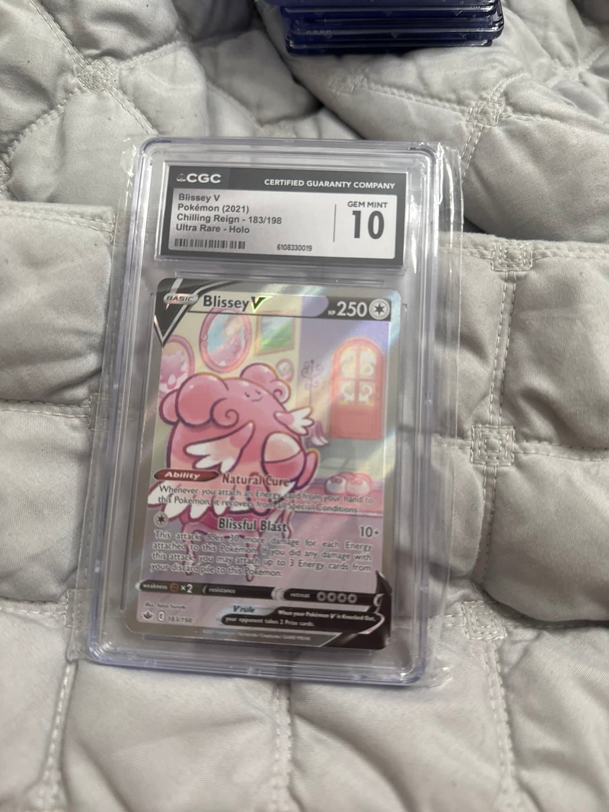 Blissey V CGC 10 Chilling Reign 183/198 Pokemon