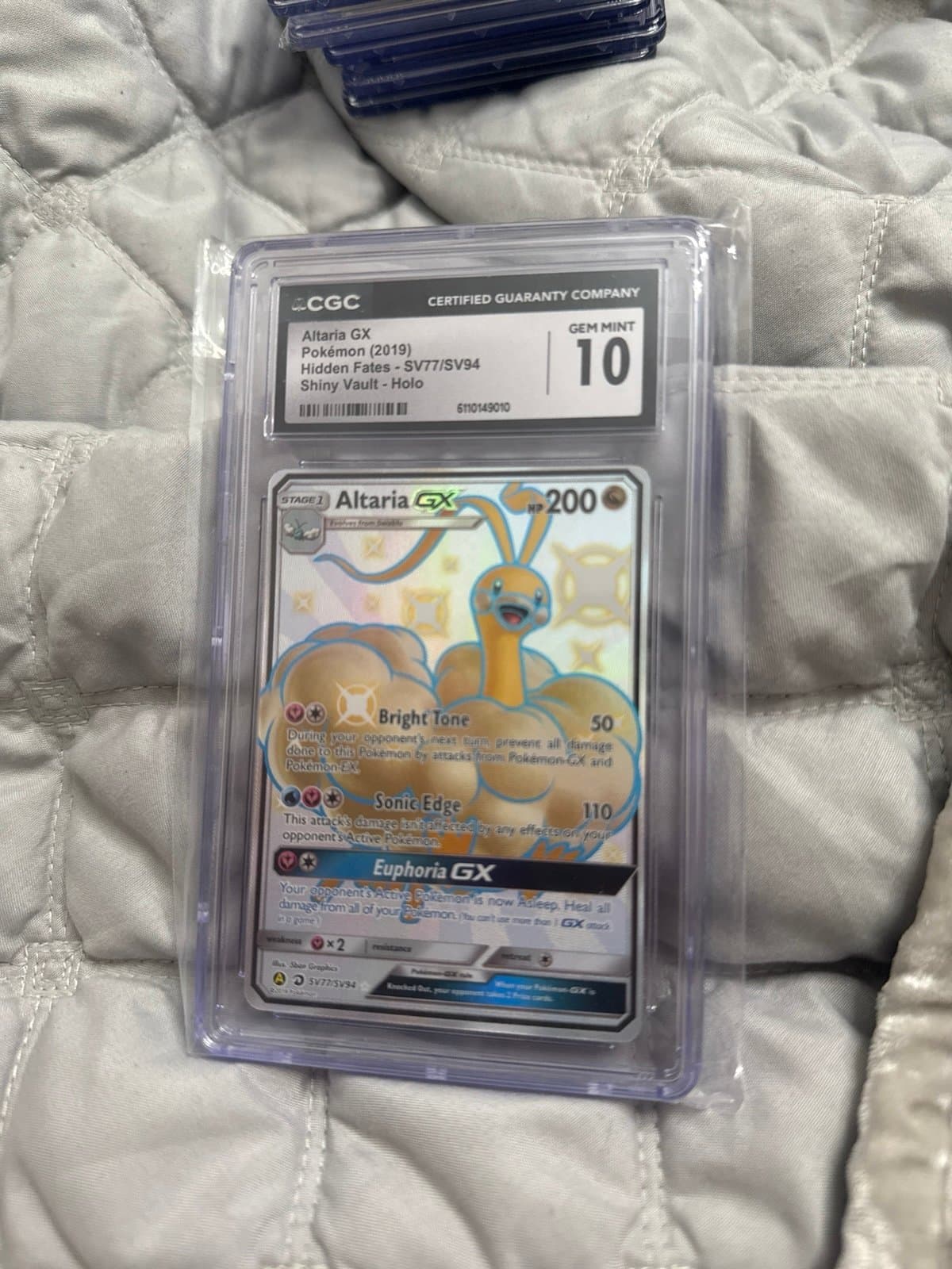 Altaria GX CGC 10 Shiny Vault Hidden Fates SV77/SV94 Pokemon