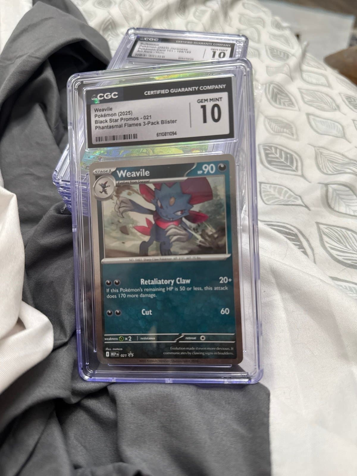 Weavile CGC 10 3-Pack Blister Promo Phantasmal Flanes 021 English Pokemon