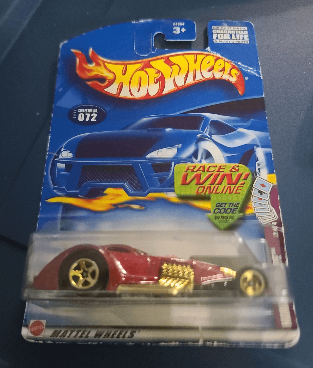 Hot Wheels Mattel Wheels 1:64 Diecast Car Red/Gold 2000 Unopened