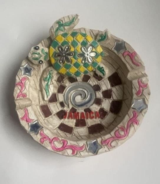 Jamaica Souvenir Turtle Design Resin Ashtray