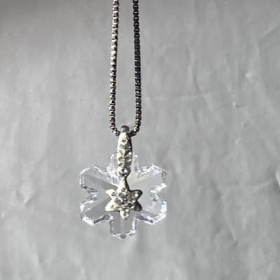 VTG Swarovski Crystal Snowflake Pave Sterling Silver 925 AU Pendant Chain XMAS