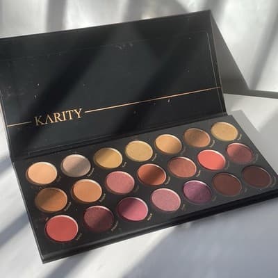 Karity PICANTE Eyeshadow Palette 21 Pans/Shades NEW BOXED