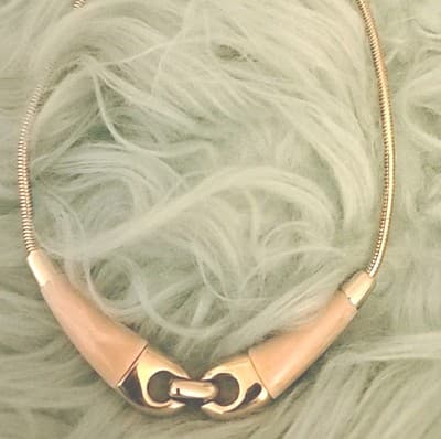 Vintage Crown Trifari Faux Plastic 60's Gold tone 14" Choker Necklace.