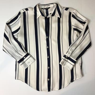 Zara Women's White and Navy Blous