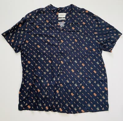 Goodfellow Men's Short Sleeve Button-Down Navy Swim Pool Party Print Size Large