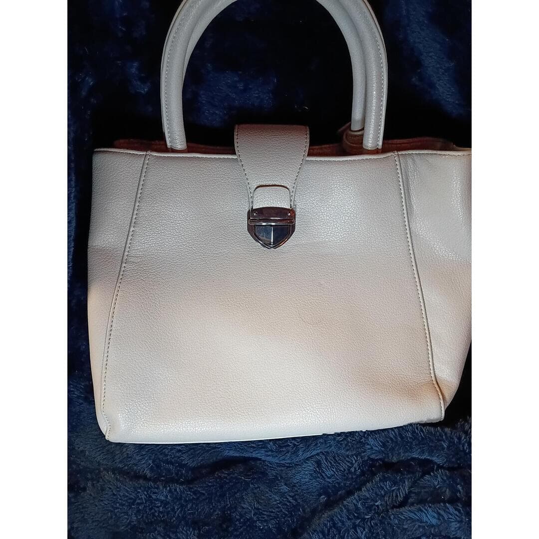 Cream White Handbag with Tassel
