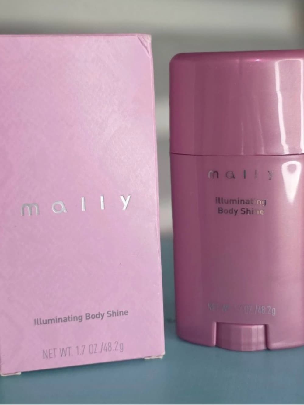 Mally Illuminating Body Shine