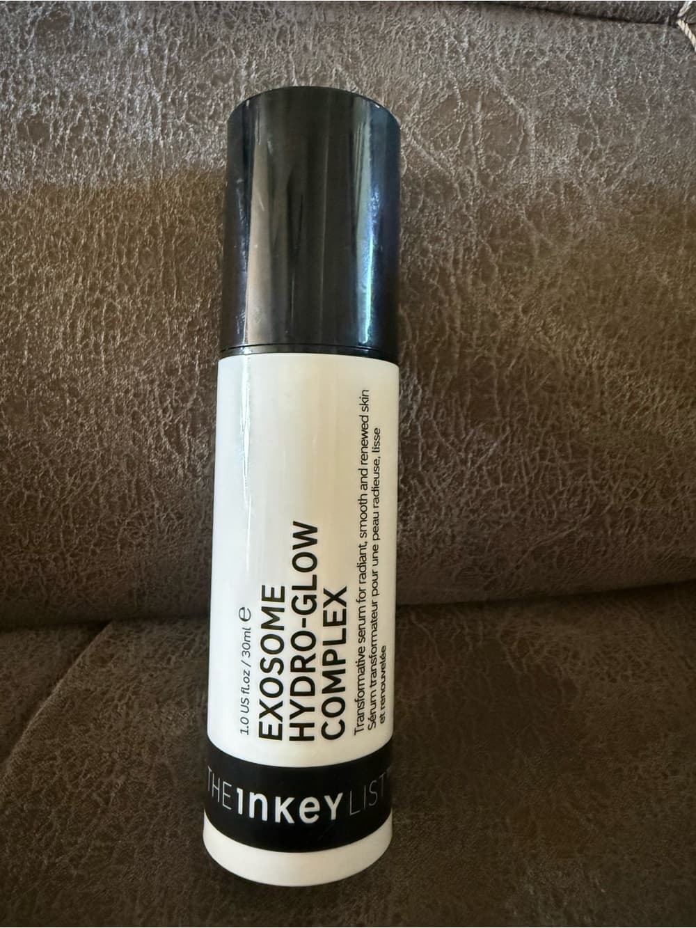 The Inkey List Exosome Hydro-Glow Complex Primer – White/Black