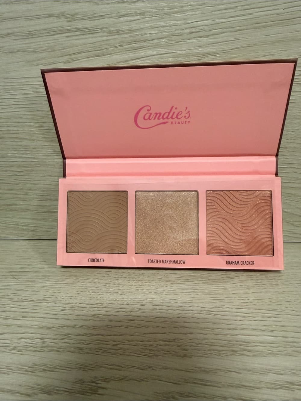 Candie's Parlor S'mores Contour Palette - Brown & Cream