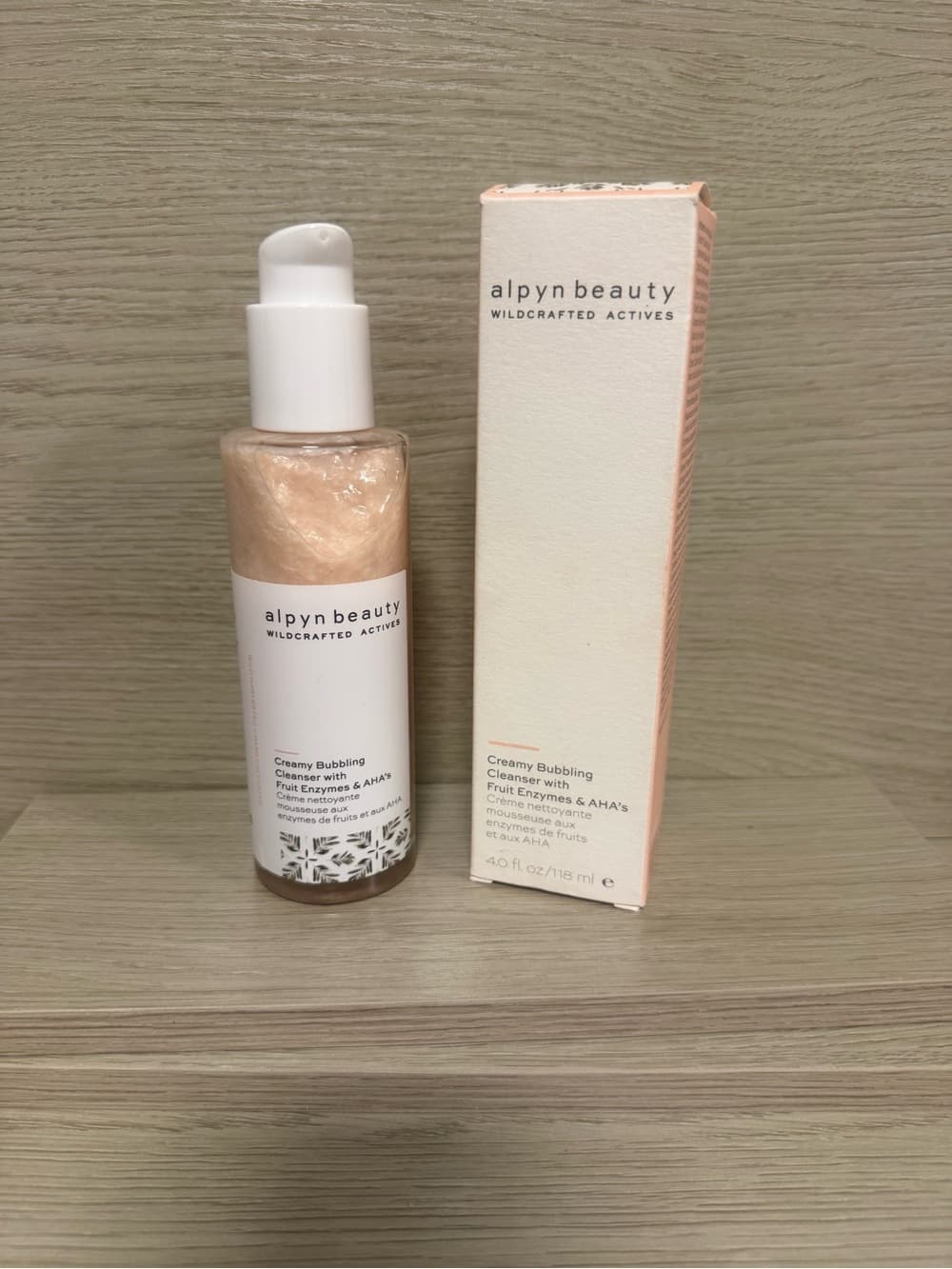 alpyn beauty Creamy Bubbling Cleanser