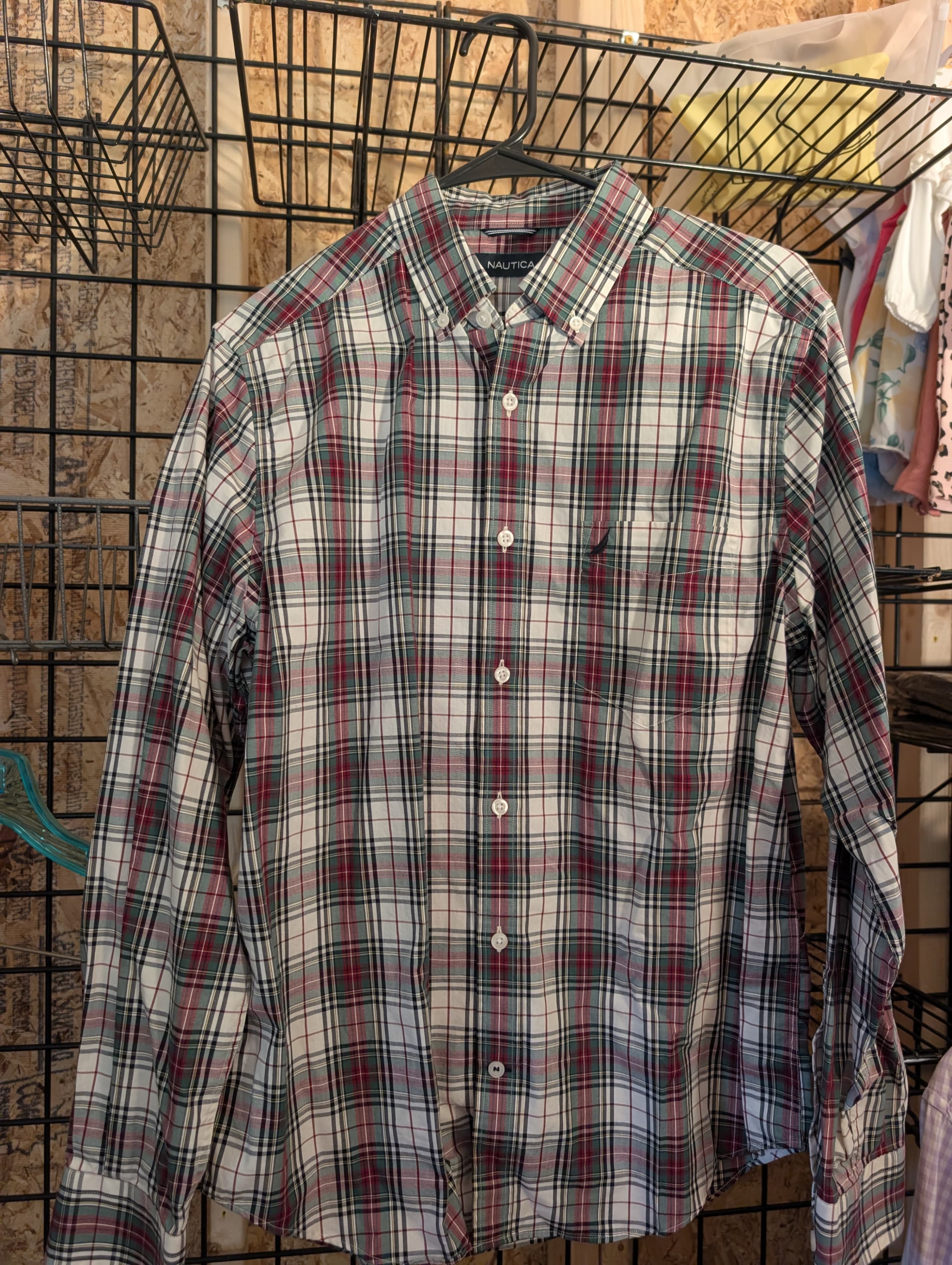 Nautica Men's Plaid Button-Down Shirt Size M