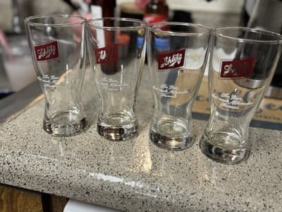 NICE!!!! Vintage Set of 4 Schlitz Pilsner Beer Glasses 5.5 Tall Very Nice