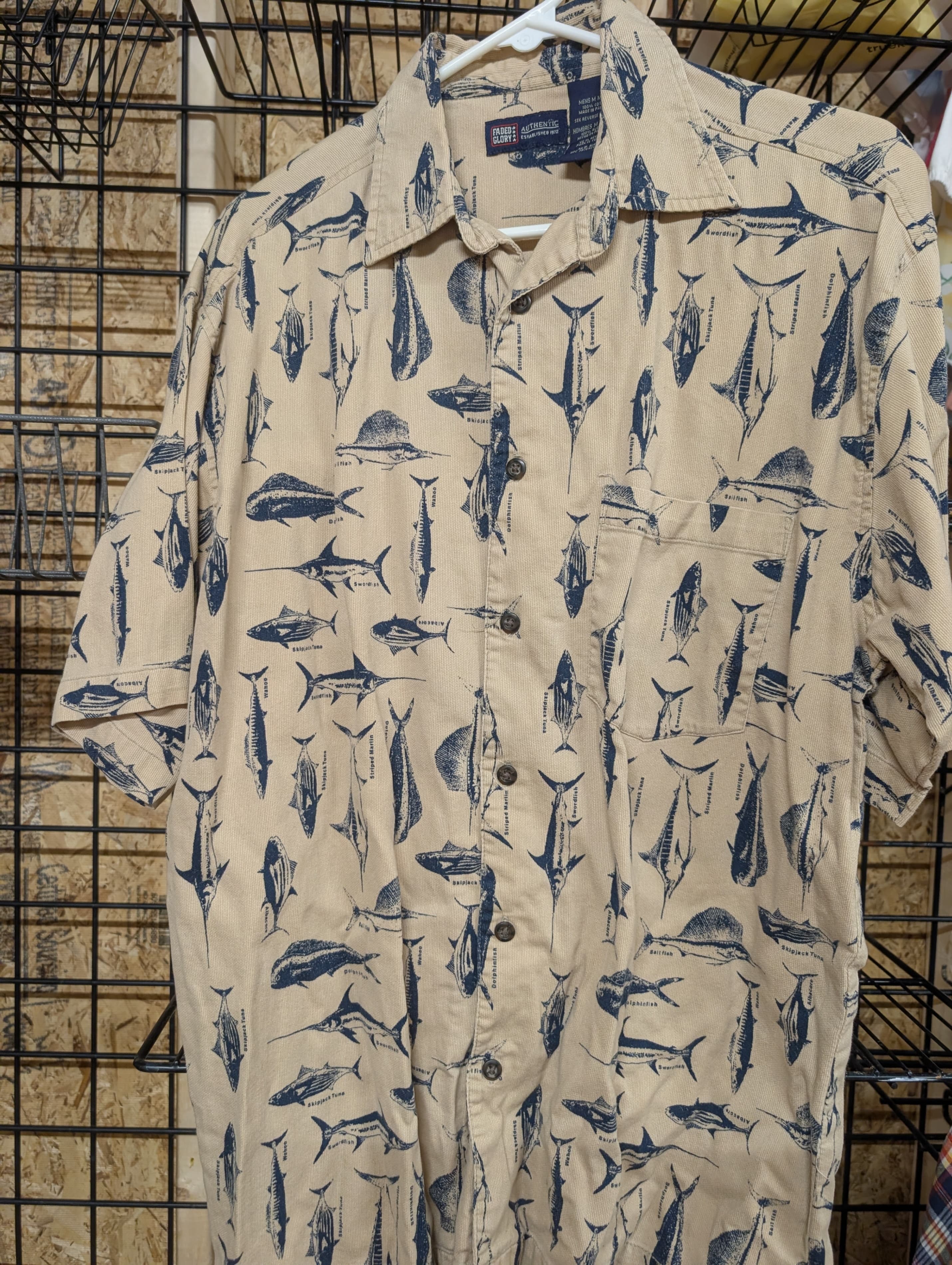 Faded Glory Men's Fish Print Shirt Medium
