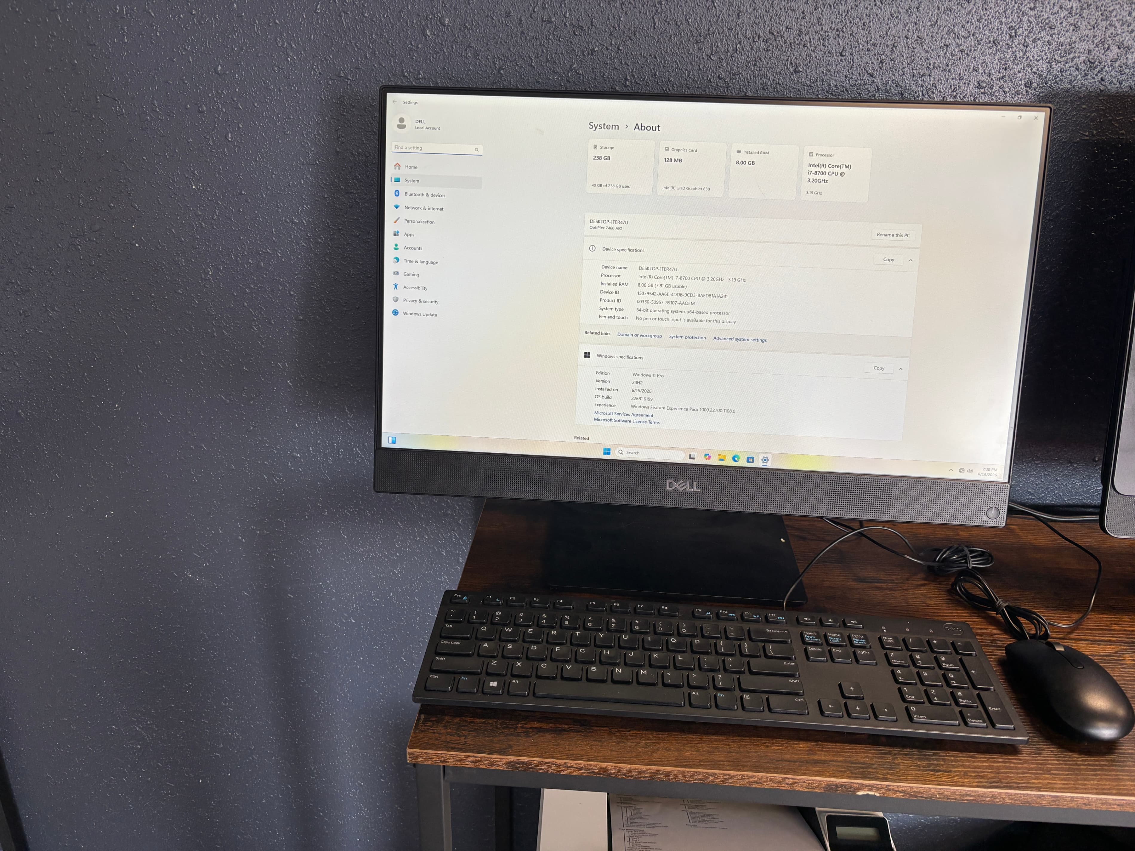 DELL All-in-One Desktop Intel Core i7 8GB RAM