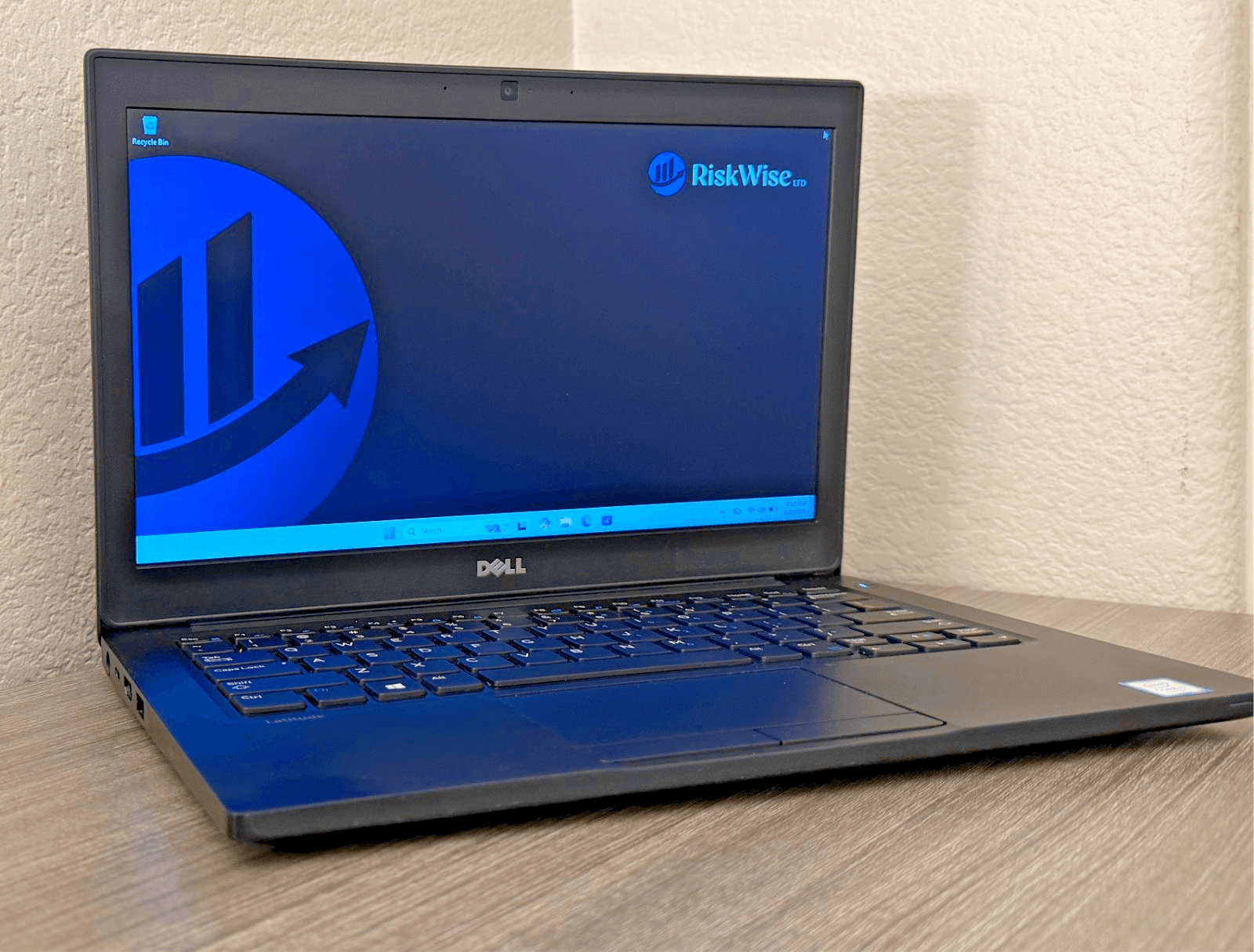 Dell Latitude 7280 12.5" Laptop i7 16GB 512GB SSD Win 11 Home Box Charger