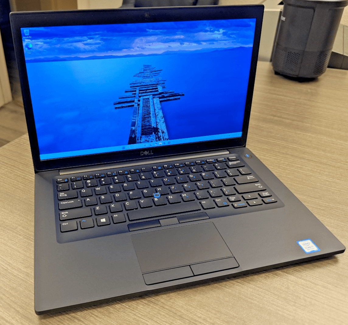 Dell Latitude 7490 14" Laptop i7-8650U 16GB RAM 512GB SSD Windows 11