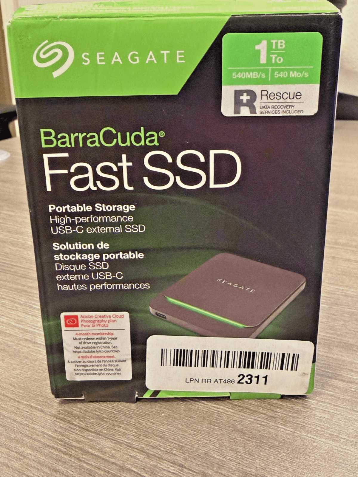 Seagate BarraCuda Fast 1TB Portable External SSD (STJM1000400)
