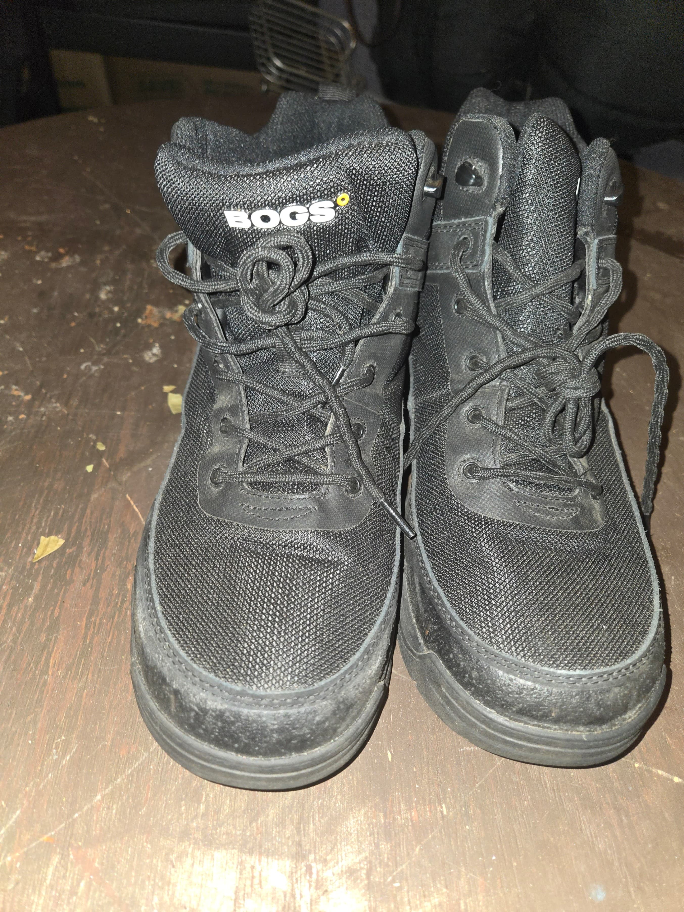 Bogs Men's Shale Mid Grip Boots Size 11.5
