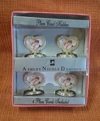 Ashley Nichole Designs Metal Red Flowers 4pc Place Card Holders (NEW)
