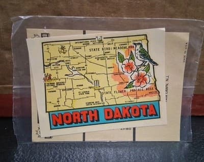 VINTAGE NORTH DAKOTA STATE TRAVEL DECAL LUGGAGE IMPKO WATERSLIDE ORIGINAL MIP